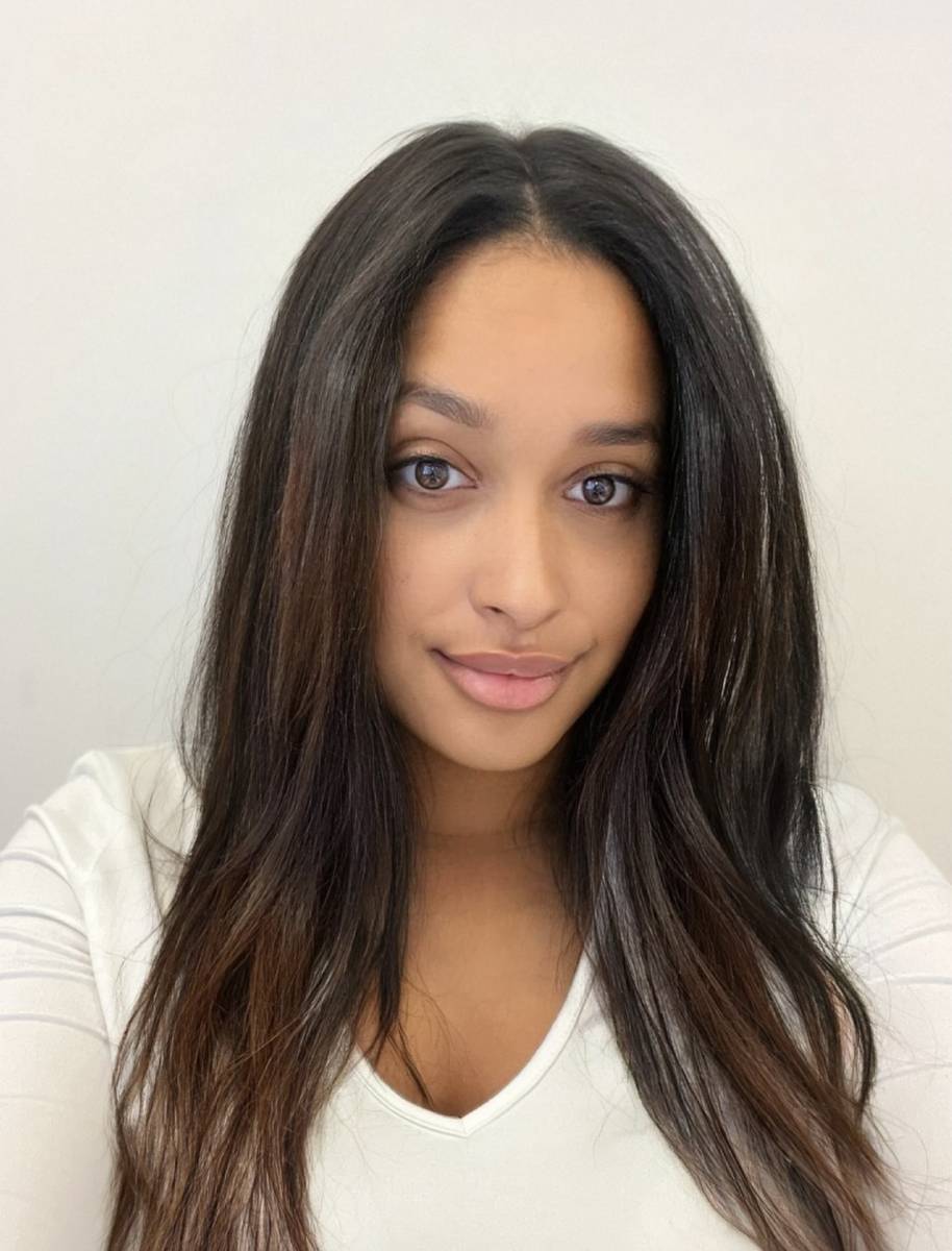 Britney assistante secrétaire Beldame Cermolacce