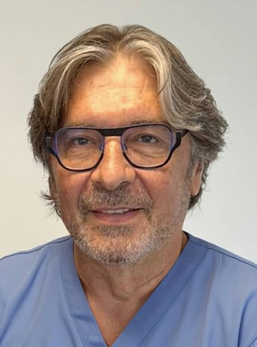 Docteur Christophe Cermolacce, chirurgien orthopédiste à l'ICP Paris